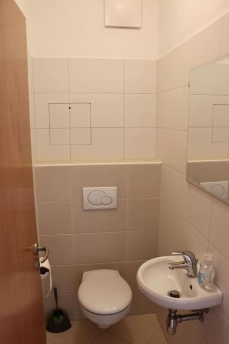 Apartamento Hurka - 15 Min Do Centra, Garaz *