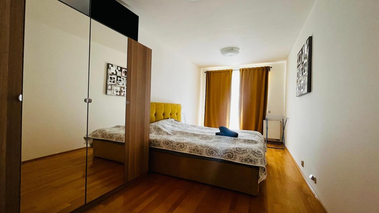Apartamento Hurka - 15 Min Do Centra, Garaz *